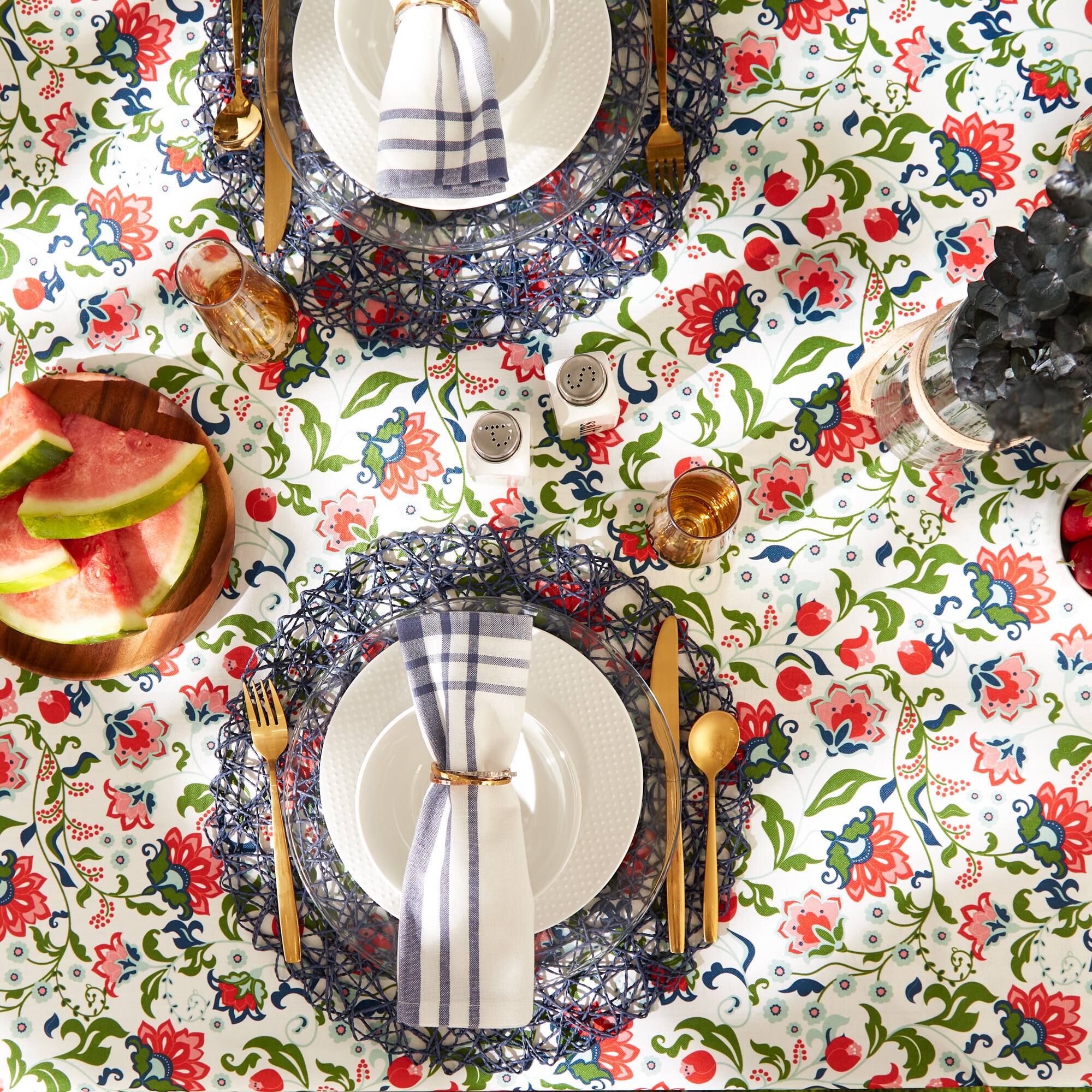 DII® Garden Floral Print Outdoor Tablecloth With Zipper 60x120"